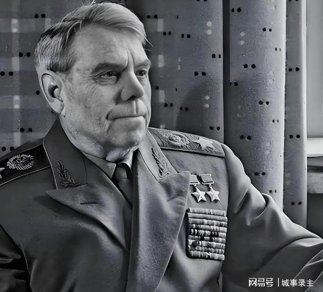 降斯大林却下令继续进攻瓦力棋牌日本已宣布投(图1) 降斯大林却下令继续进攻瓦力棋牌日本已宣布投(图1)